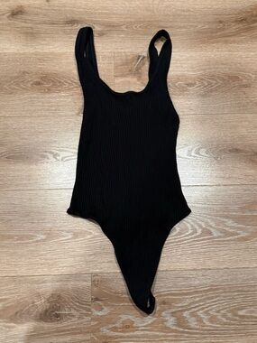 Aritzia Wilfred Free Ribbed Tank Top Black Thong Bodysuit - Size Small